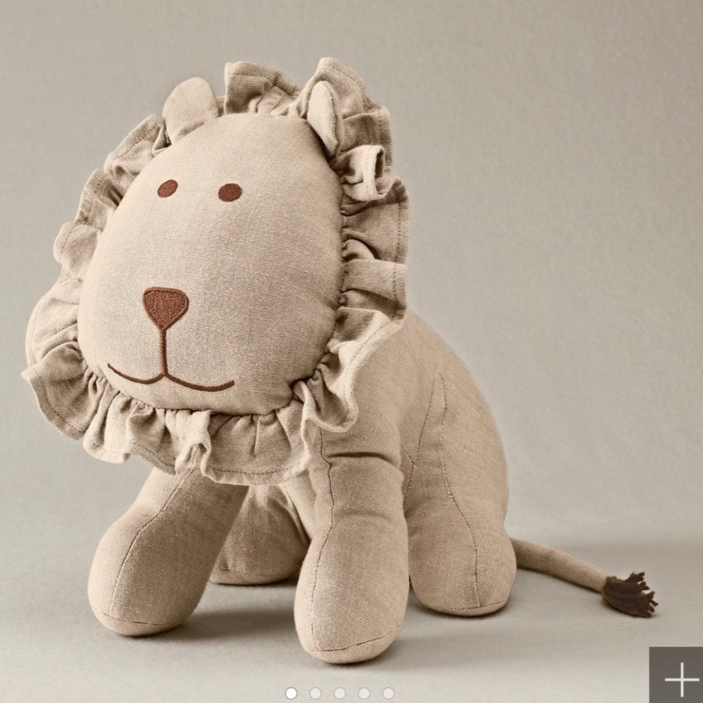 Restoration Hardware RH Baby Chambray Lion Stuffed Animal Natural / tan color